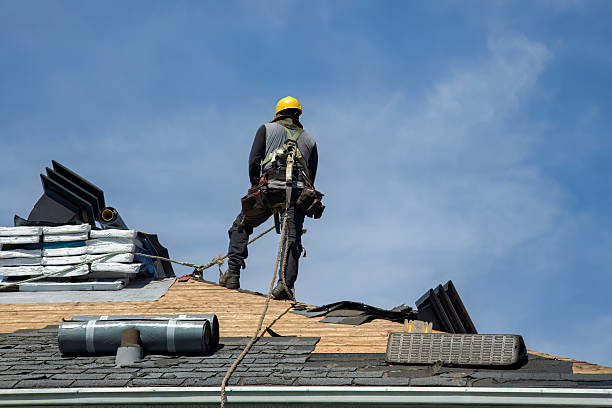 Professional Gutter Installation technician working in Ellisburg, NJ